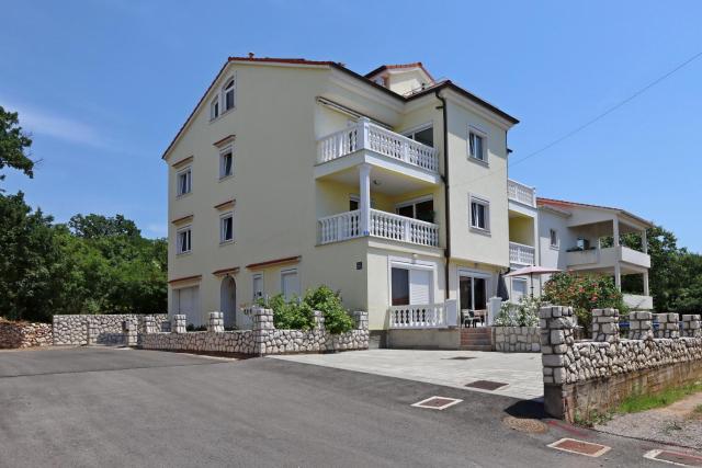 Apartments with a parking space Kostrena, Rijeka - 23422