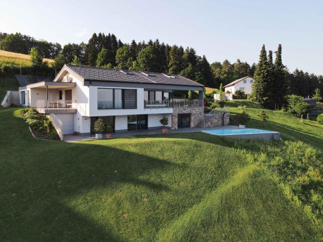 Greim15 --- ganzes Ferienhaus mit Fernsicht, Pool, Wellness