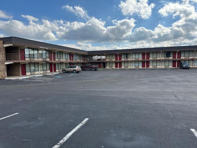 Paris Inn and Suites