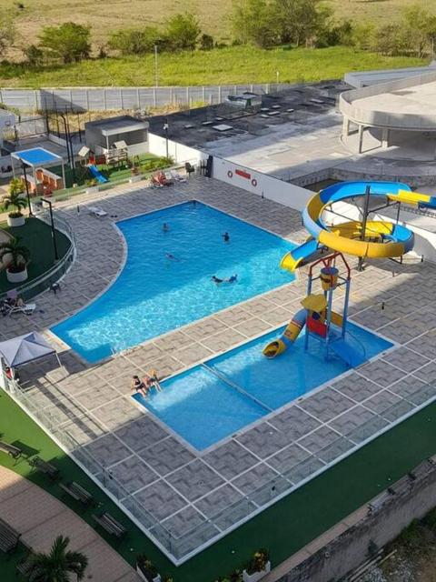 Hermoso apartamento con piscina ubicado cerca a los principales centros comerciales