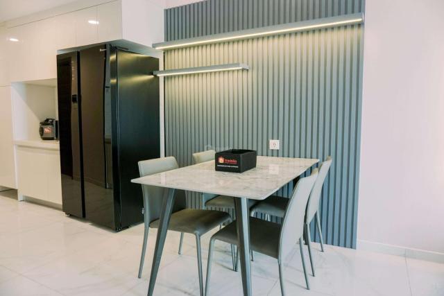 Homey and Spacious 3BR at Sky House BSD Apartment By Travelio