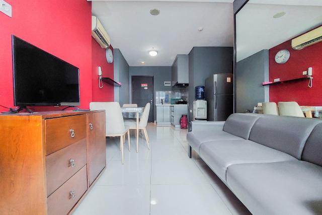 Comfort 2BR at Brooklyn Alam Sutera Apartment By Travelio