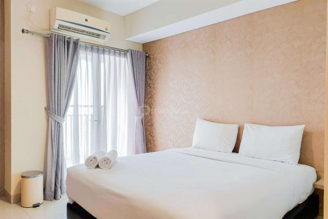 Homey and Comfort Stay Studio Atria Residences Gading Serpong Apartment By Travelio