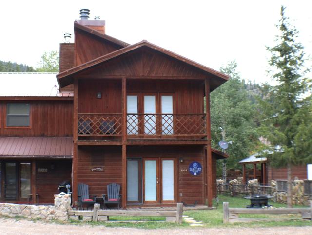 River Garden - Washer - Dryer - Fireplace - Satellite - WiFi - Near the River