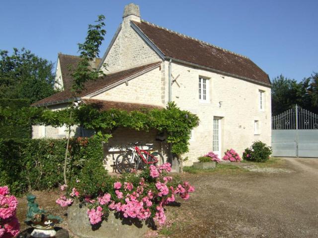 Maison 17e siècle avec jardin et terrasse, proche Haras du Pin et plages, max 5 pers, tout inclus. - FR-1-497-217