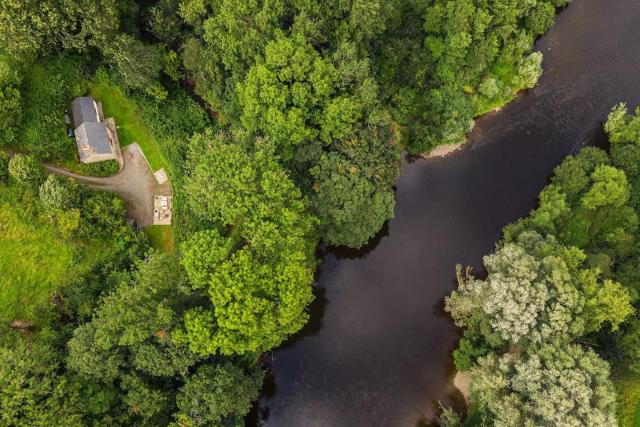 Cabalva Mill Cottage - very private and with views over the River Wye