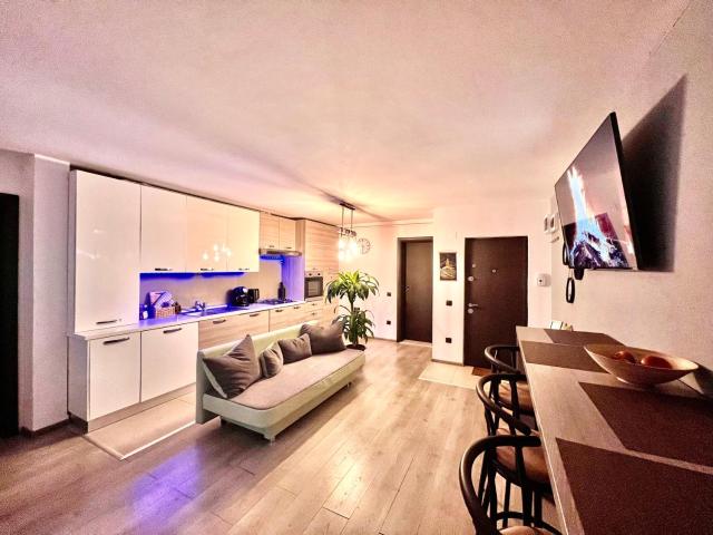 Coresi Bright Apartment Brasov