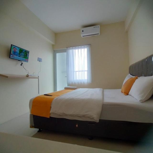 BR Room at Apartemen Bogorienze Resort