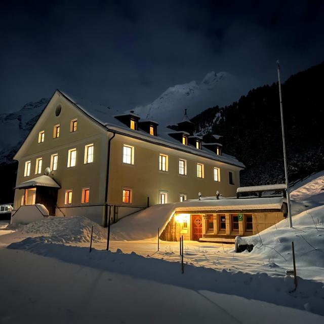 Alpengasthof Lüsens - Bergsteigerhaus