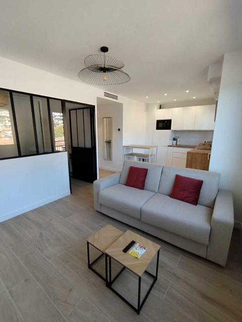 Appartement moderne refait à neuf - 4 couchages - MENTON