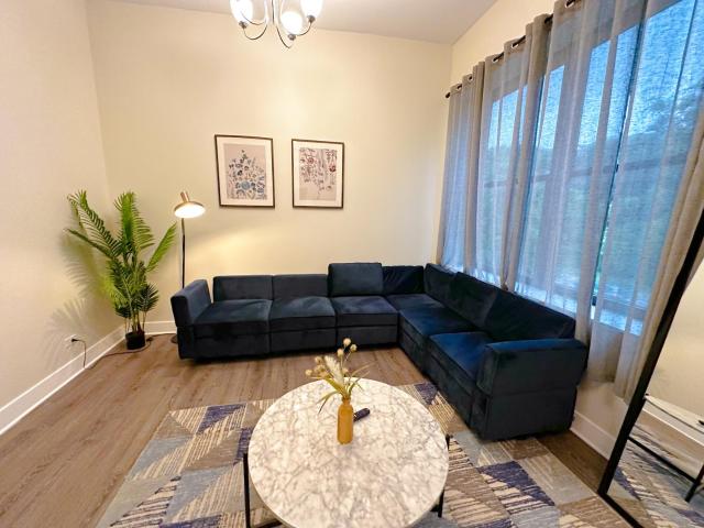 McCormick 420 friendly 2Br with optional parking for up to 6 people