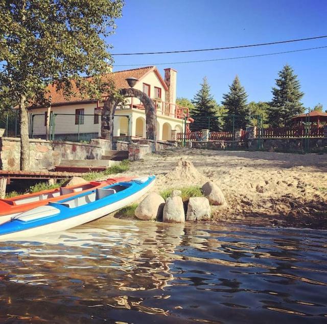 Lakefront House & Sauna Mazury, quiet beautiful village, domekprzytulny