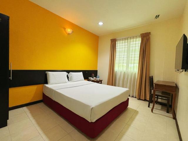 GRAND FAR EAST HOTEL SDN BHD