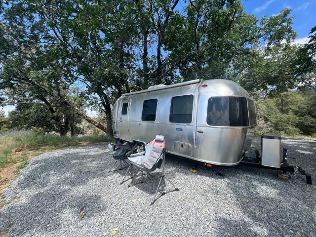 Modern Airstream with amazing view - 10 to 15 minutes from Kings Canyon National Park