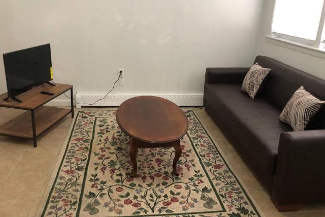 Private 3-bedroom house, 15-min walk to NYC train