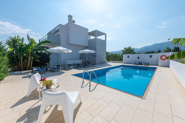 Lilu Villa 2 with Private Pool