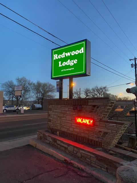 Redwood Lodge