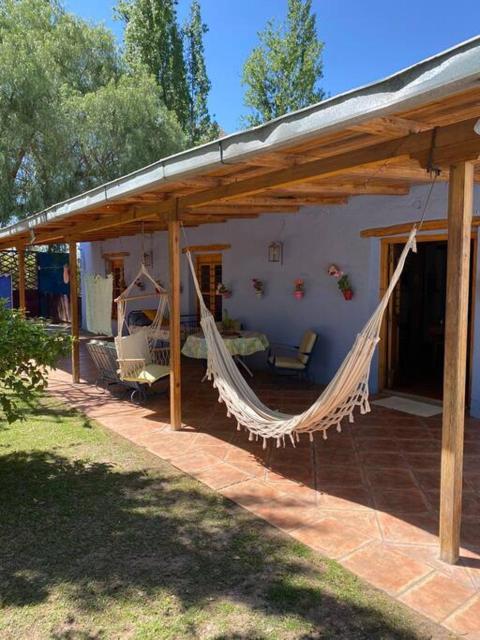 El Rancho Azul, casona antigua con piscina