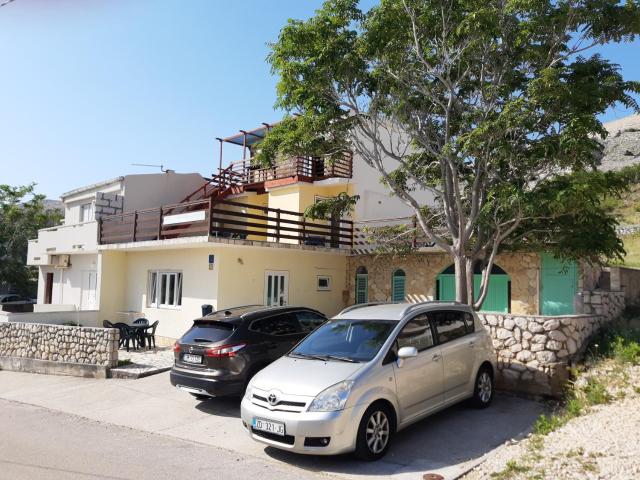 apartments cajner pag