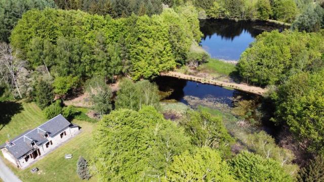 Gîte de France à Lignareix 3 épis - Gîte de France 8 personnes MAE-9224