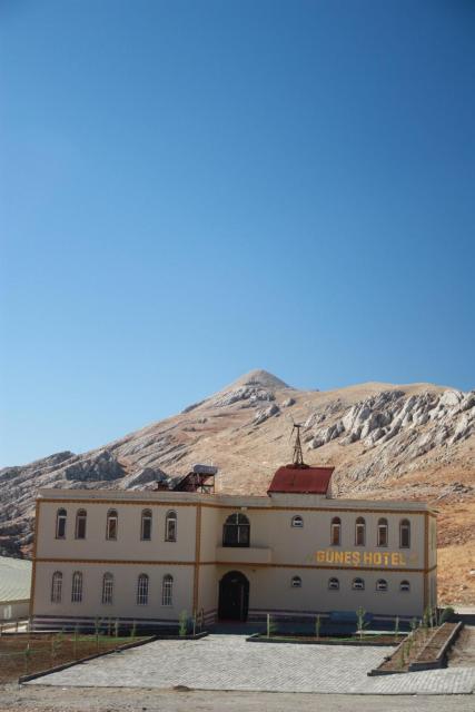 Sunrise Nemrut Güneş Motel