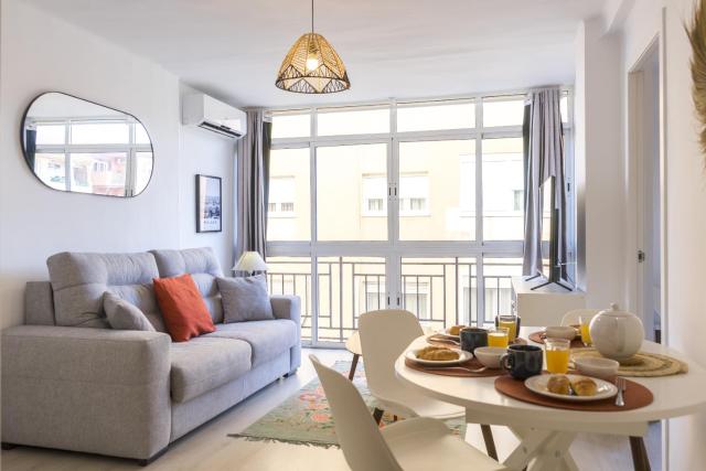 Two Bedroom apartment near Playa del Palo by SharingCo