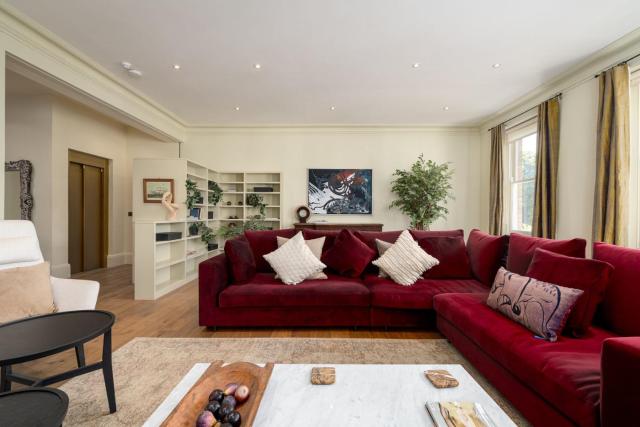 GuestReady - Luxurious penthouse in Kensington