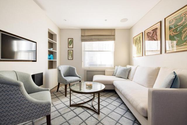 Sunny in Chelsea - Luxurious 3 Bedroom Chelsea Home