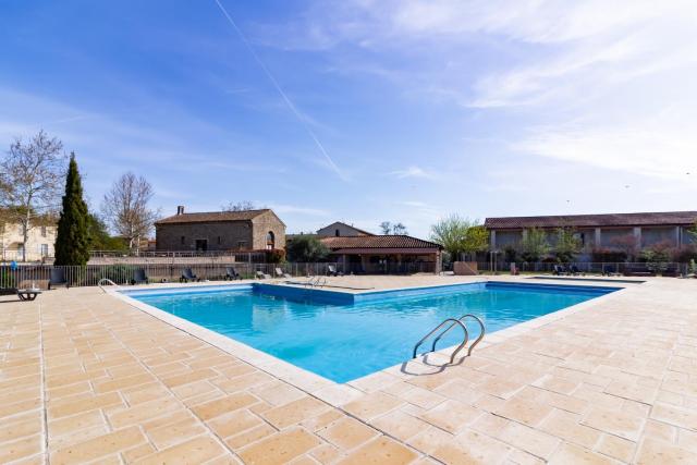 Le Jouarres - Appt climatisé avec piscine partagée