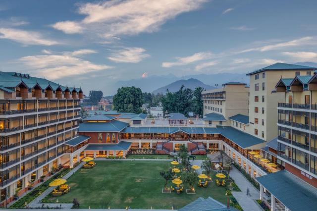 Radisson Collection Hotel & Spa, Riverfront Srinagar