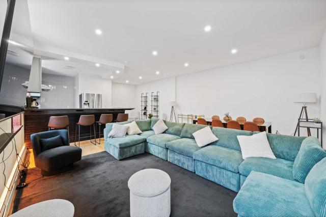 Massive SoHo Loft 5bedrooms 2 baths - 2500 SQFT