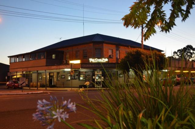 Commercial Hotel Kingaroy