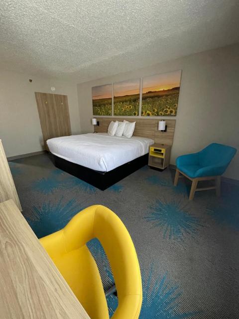 Days Inn by Wyndham Mandan Bismarck Area