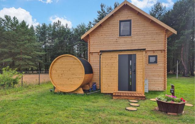 Cozy Home In Nowe Warpno With Sauna