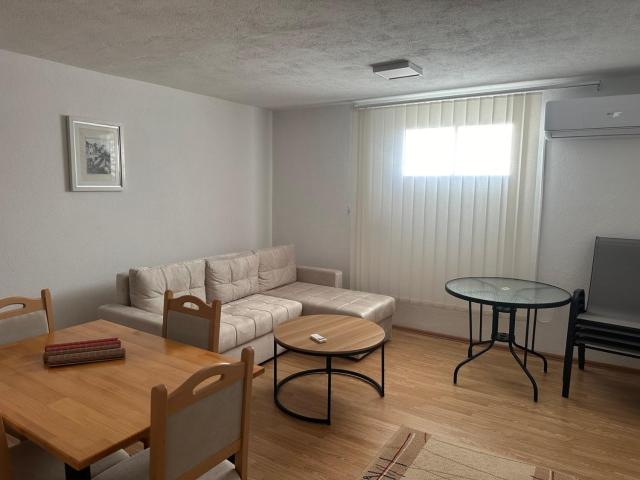 AB Apartmani Radešine