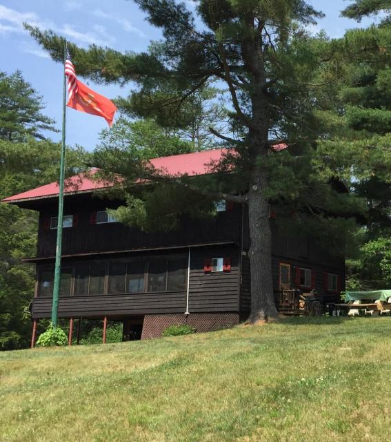 Mountain Retreat on Private Lake-Alderbrook Lodge