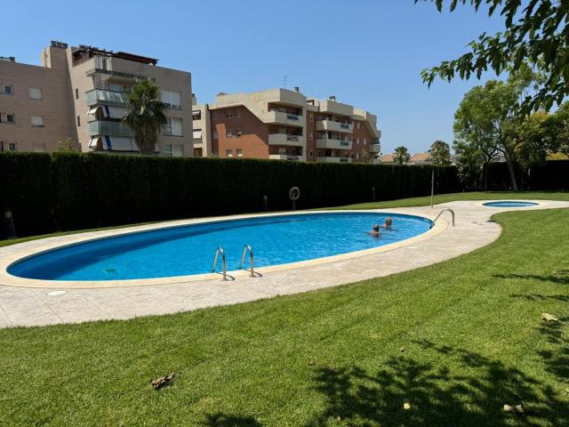 Lindo piso residencial en salou centrico