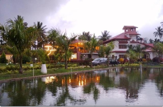 NAVARATHNA International resort