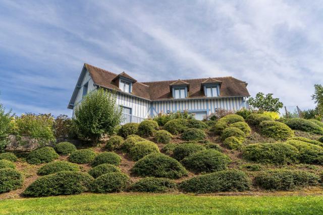 Blueberry of the Valley - House with swimming pool