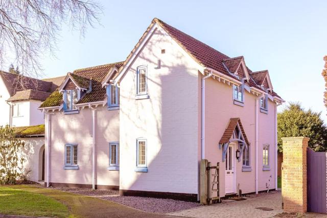 Chaveney Cottage