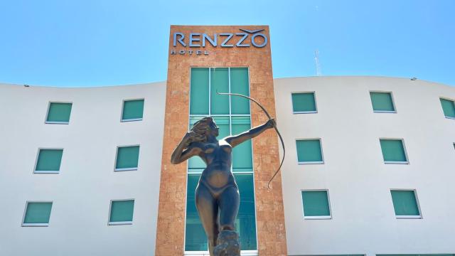 Hotel Renzzo