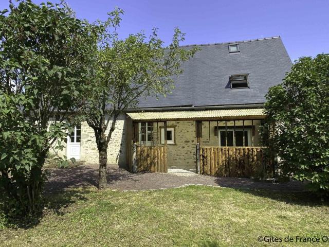 Charmante maison avec parking, jardin et WIFI à Rouperroux - FR-1-497-219