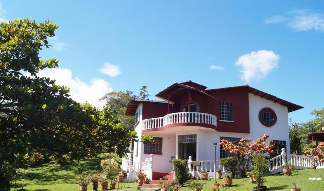 Casa Campestre El Rosal