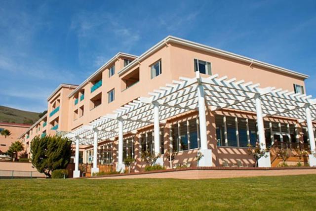 Diamond - San Luis Bay Inn - ST