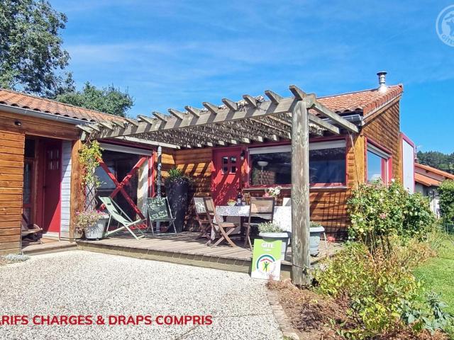 Charmant gîte à Montbrison avec terrasse et jardin, parking, wifi - FR-1-496-329