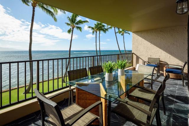 Spacious Luxury Oceanfront Condo w/ Huge Views