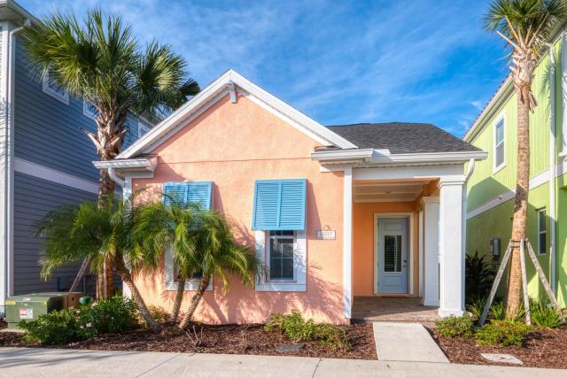 Peachside Cottage near Disney with Margaritaville Resort Access - 8037DR