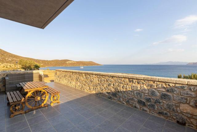 Katerina's Villas- Beachfront Stone Paradise