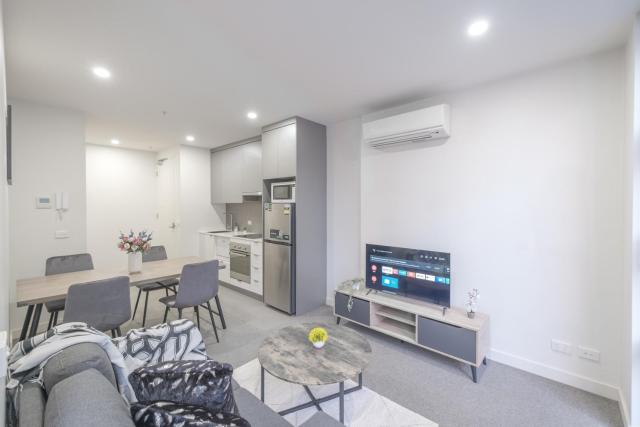 Stylish 1br Apt In The Heart Of Mel Cbd