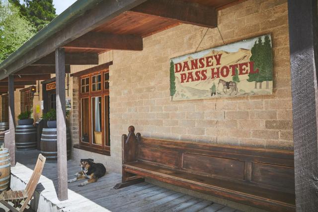 The Danseys Pass Hotel